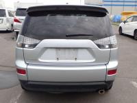 Mitsubishi OUTLANDER 2006