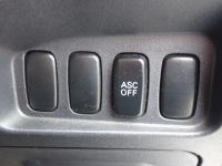 Mitsubishi OUTLANDER 2006