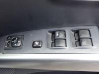 Mitsubishi OUTLANDER 2006