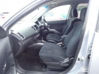 Mitsubishi OUTLANDER 2006