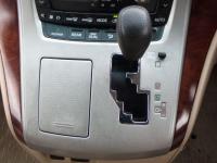 Toyota VELLFIRE 2009