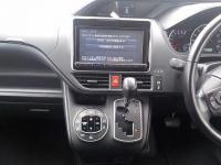 Toyota NOAH 2016