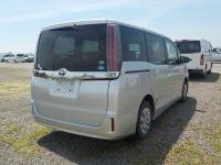 Toyota NOAH 2019