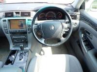 Toyota CROWN 2004