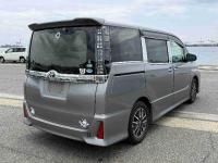 Toyota VOXY 2015