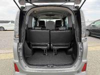 Toyota VOXY 2015