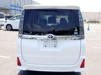 Toyota VOXY 2016
