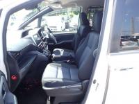 Toyota VOXY 2016