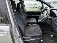 Toyota VOXY 2014