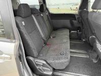Toyota VOXY 2014