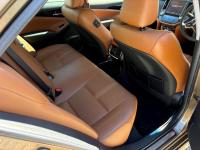 Toyota CROWN 2016