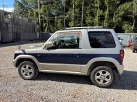 Mitsubishi PAJERO MINI 2001