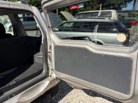 Mitsubishi PAJERO MINI 2001