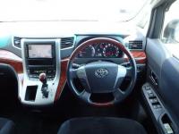 Toyota VELLFIRE 2009