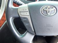 Toyota VELLFIRE 2009