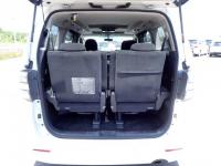 Toyota VELLFIRE 2009