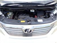 Toyota VELLFIRE 2009