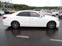 Toyota CROWN 2013