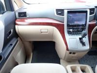 Toyota ALPHARD 2010