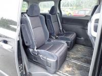 Toyota VELLFIRE 2008