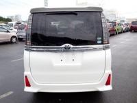 Toyota VOXY 2016