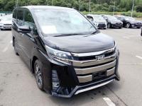 Toyota NOAH 2017