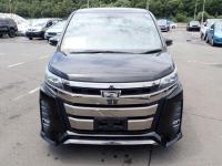 Toyota NOAH 2017