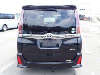 Toyota NOAH 2017
