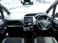 Toyota NOAH 2017