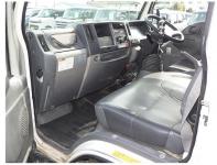 Isuzu ELF TRUCK 2016