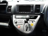 Toyota WISH 2003