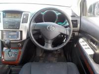 Toyota HARRIER 2005