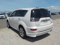 Mitsubishi OUTLANDER 2010