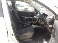 Mitsubishi OUTLANDER 2010