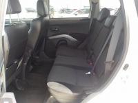 Mitsubishi OUTLANDER 2010