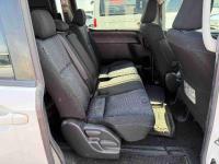 Toyota VOXY 2014