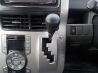 Toyota NOAH 2009