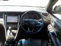 Toyota HARRIER 2019