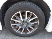 Toyota VOXY 2014