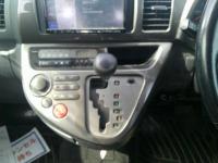 Toyota WISH 2004