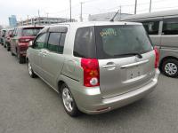 Toyota RAUM 2006