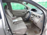 Toyota RAUM 2006