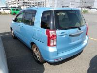 Toyota RAUM 2011