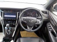 Toyota HARRIER 2019