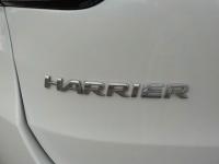 Toyota HARRIER 2019