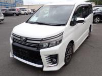Toyota VOXY 2016