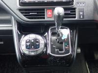 Toyota VOXY 2016