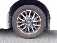 Toyota VOXY 2016