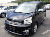 Toyota VOXY 2014