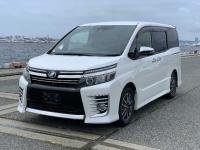 Toyota VOXY 2016